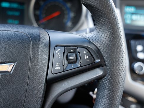 Used 2016 Chevrolet Cruze LT image 26