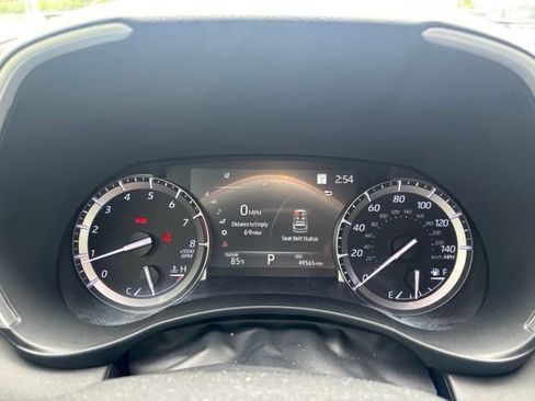 Used 2022 Toyota Highlander XSE FWD image 13