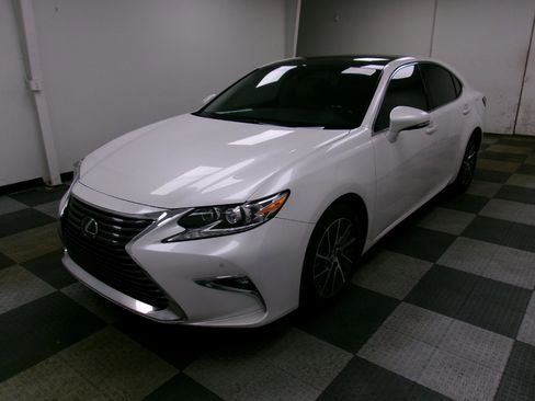 Used 2018 Lexus ES 350 4D Sedan image 1