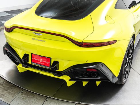 Used 2019 Aston Martin V8 Vantage Coupe RWD image 37
