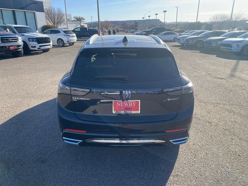 New 2025 Buick Envision Avenir image 6