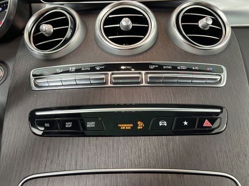 Used 2022 Mercedes-Benz GLC 300 GLC 300 image 22