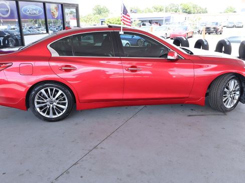Used 2021 INFINITI Q50 Luxe w/ Seat & Sound Package RWD image 4