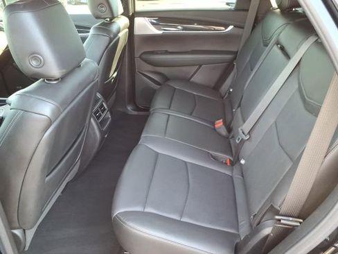 Used 2020 Cadillac XT5 Premium Luxury AWD/4WD image 7