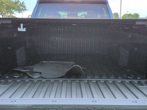 Certified 2026 Toyota Tacoma SR5 AWD/4WD image 17