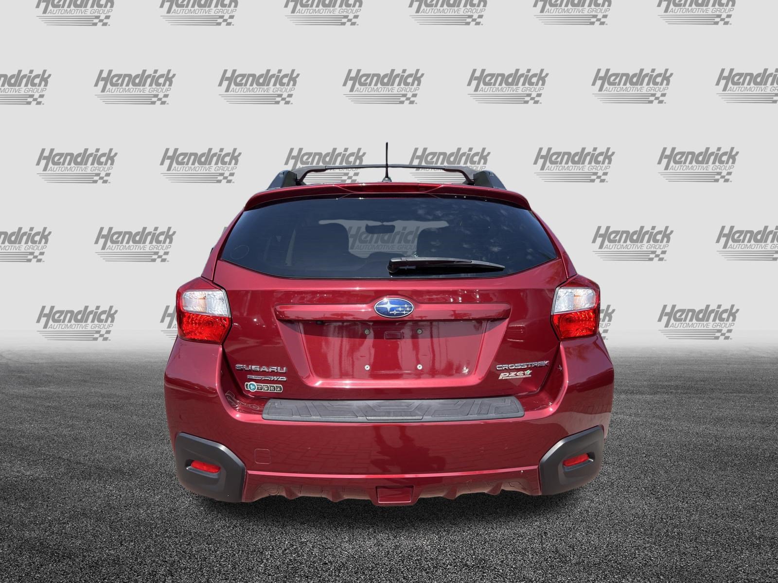 Used 2017 Subaru Crosstrek 2.0i Premium w/ Moonroof Package AWD/4WD image 9