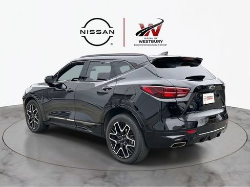 Used 2023 Chevrolet Blazer RS w/ Driver Confidence II Package AWD/4WD image 6