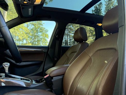 Used 2015 Audi Q5 2.0T Premium image 9