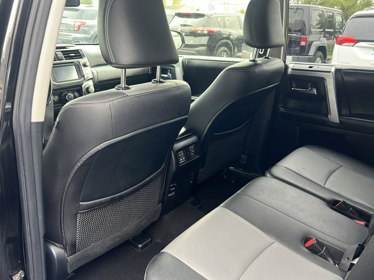 Used 2016 Toyota 4Runner SR5 Premium AWD/4WD image 17