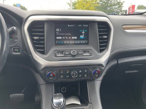 Used 2019 GMC Acadia SLE FWD image 11