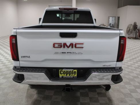 New 2026 GMC Sierra 2500 SLT w/ SLT Premium Package image 10