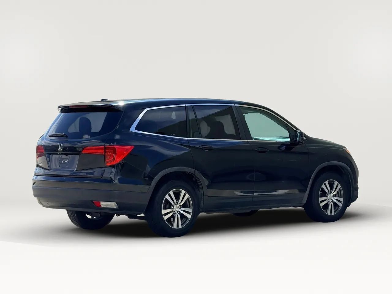 Used 2016 Honda Pilot EX-L image 8