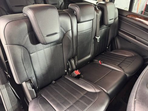 Used 2017 Mercedes-Benz GLS 450 4MATIC image 22