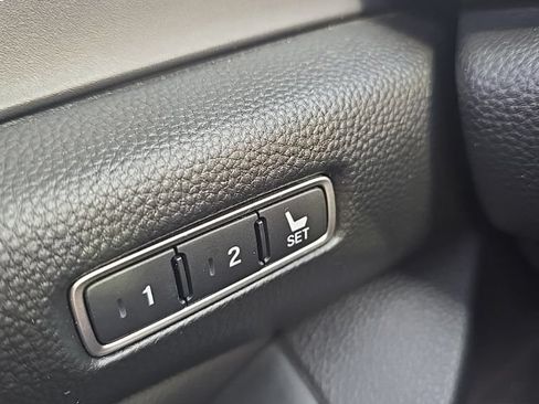 Used 2022 Honda Accord Touring image 23