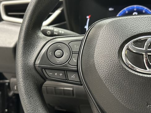 Used 2026 Toyota Corolla LE FWD image 19