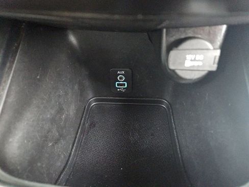 Used 2019 Dodge Journey GT w/ Nav & Sun Group image 36