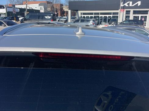 Used 2023 Volvo XC60 B6 Ultimate w/ Climate Package image 22