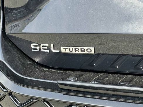 New 2026 Volkswagen Tiguan SEL R-Line AWD/4WD image 27