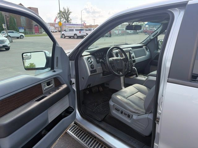 Used 2013 Ford F150 Lariat w/ Lariat Chrome Pkg AWD/4WD image 9