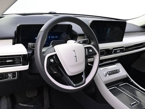 New 2026 Lincoln Aviator Reserve image 11