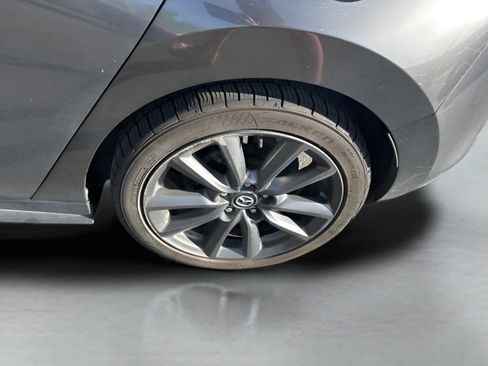 Used 2021 MAZDA MAZDA3 s image 16