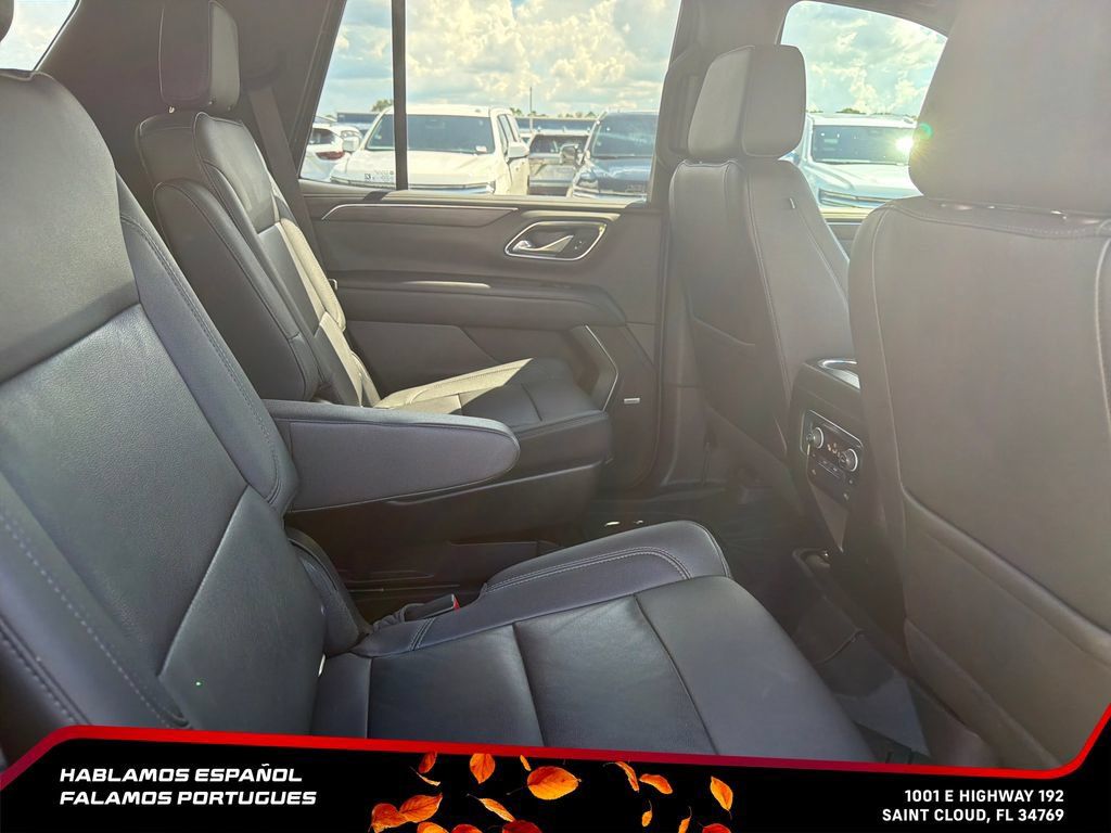 Used 2022 Chevrolet Tahoe Z71 w/ Z71 Off-Road Package AWD/4WD image 35