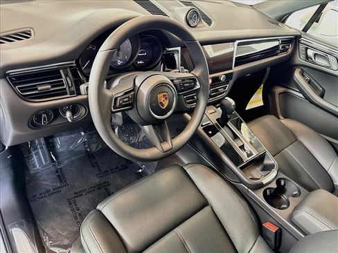New 2026 Porsche Macan S AWD/4WD image 4