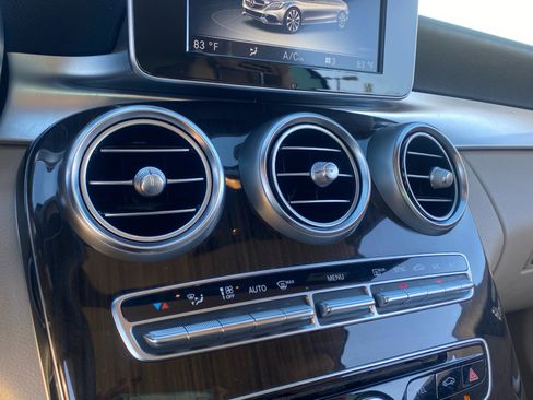Used 2018 Mercedes-Benz C 300 C 300 image 31
