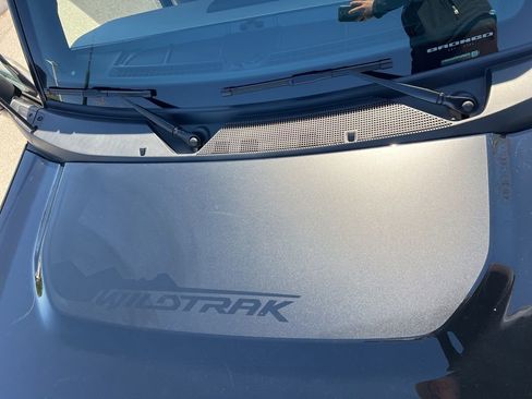 Used 2023 Ford Bronco Wildtrak image 59