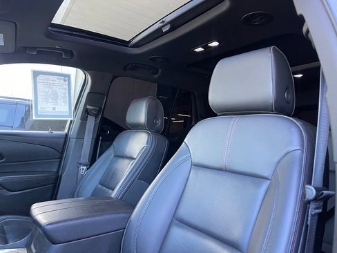 Used 2023 Chevrolet Traverse RS w/ LPO, Floor Liner Package AWD/4WD image 11