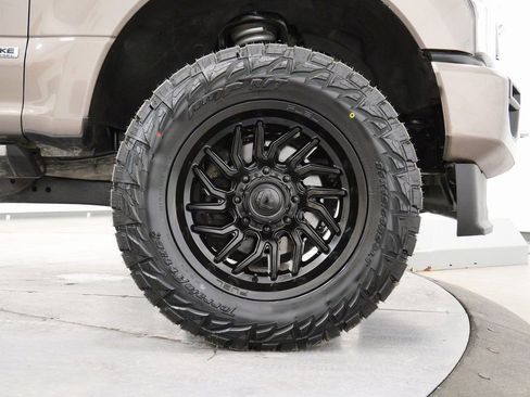 Used 2020 Ford F250 Limited w/ FX4 Off-Road Package image 39