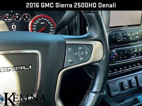 Used 2016 GMC Sierra 2500 Denali image 14
