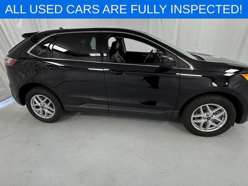 Used 2024 Ford Edge SEL w/ Convenience Package AWD/4WD image 2