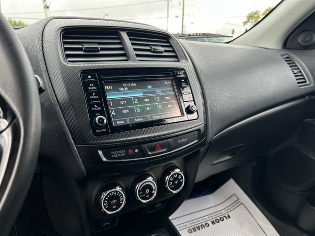 Used 2017 Mitsubishi Outlander Sport SE FWD image 34