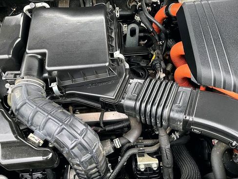 Used 2024 Mitsubishi Outlander SE image 30