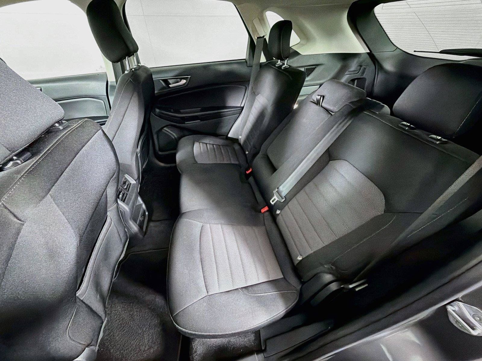 Used 2022 Ford Edge SE w/ Black Appearance Package AWD/4WD image 24