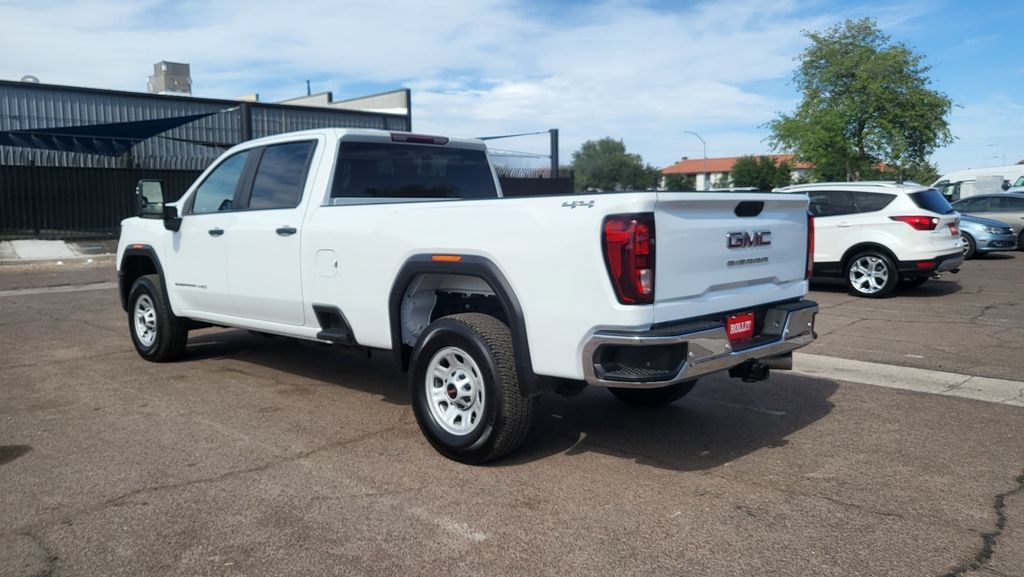Used 2024 GMC Sierra 2500 Pro AWD/4WD image 5
