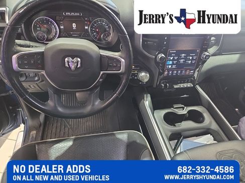 Used 2020 RAM 1500 Laramie w/ Sport Appearance Package AWD/4WD image 9