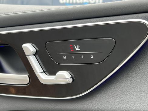 Certified 2025 Mercedes-Benz GLC 300 4MATIC image 33