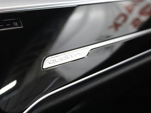 Used 2019 Audi A8 L 3.0T w/ Luxury Package image 40