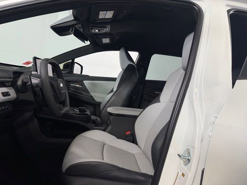 Used 2026 Subaru Solterra Premium image 22