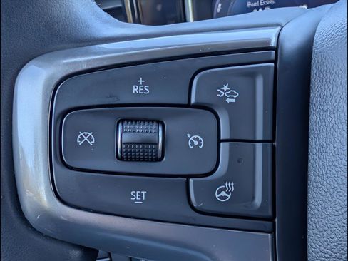 Used 2025 Chevrolet Silverado 2500 LT image 18