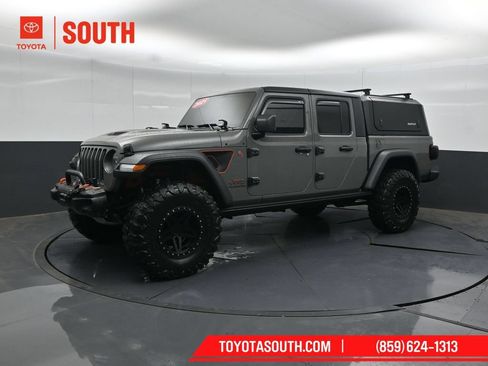 Used 2021 Jeep Gladiator Mojave w/ Dual Top Group AWD/4WD image 6