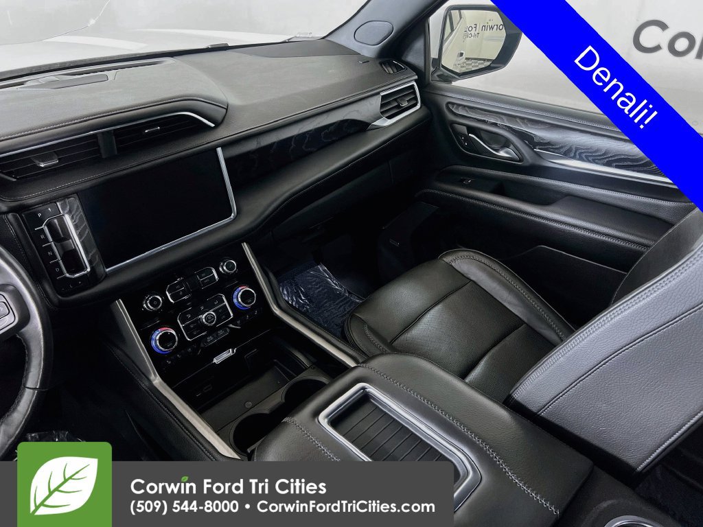 Used 2021 GMC Yukon XL Denali AWD/4WD image 29
