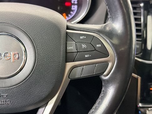 Used 2020 Jeep Grand Cherokee Limited w/ Luxury Group II image 29