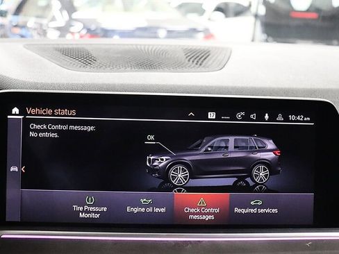 Used 2019 BMW X5 xDrive50i w/ M Sport Package AWD/4WD image 34