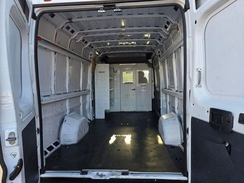 Used 2019 RAM ProMaster 3500 w/ Premium Appearance Group FWD image 10