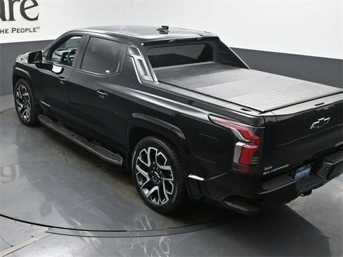Certified 2024 Chevrolet Silverado EV RST image 40