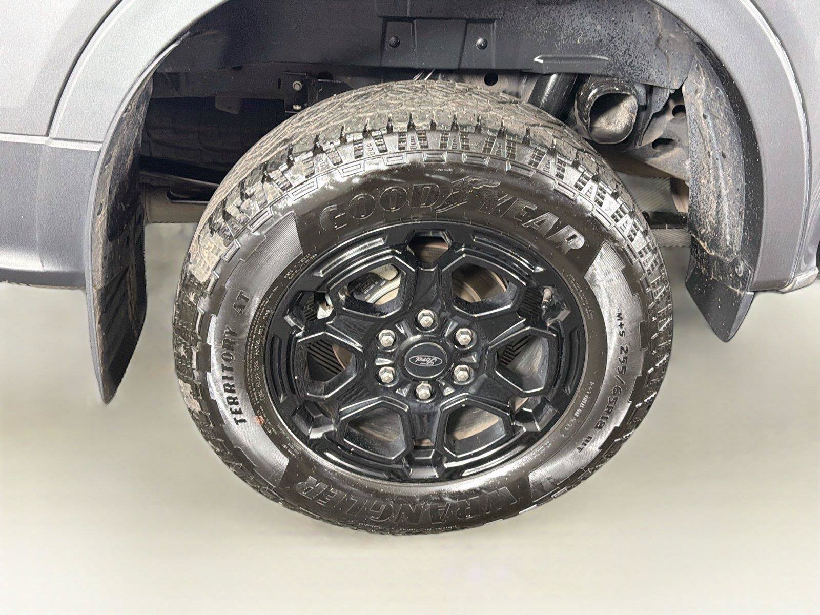 Used 2025 Ford Ranger Lariat w/ FX4 Off-Road Package AWD/4WD image 35