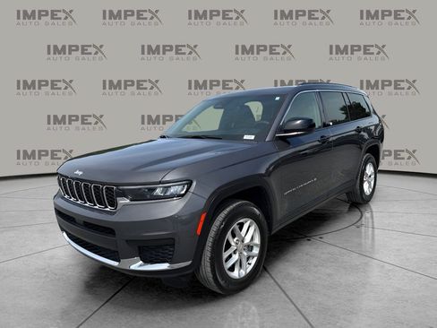Used 2024 Jeep Grand Cherokee L Laredo RWD image 1